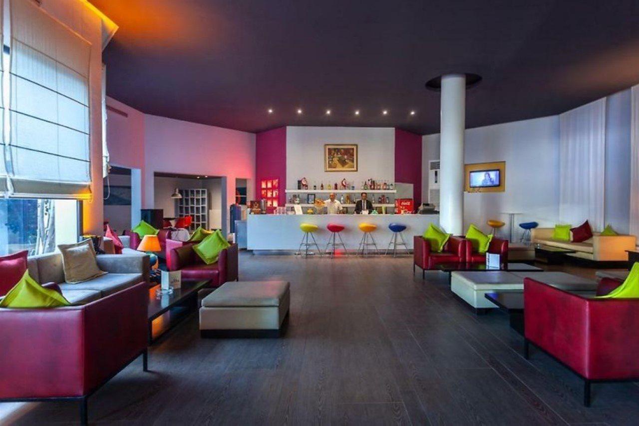 Le Petit Palais & Spa Hotell Mezraia Exteriör bild